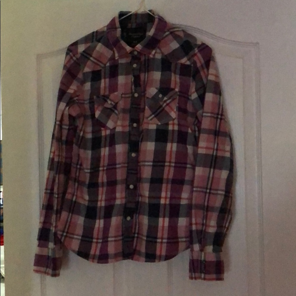 American eagle button down juniors size med